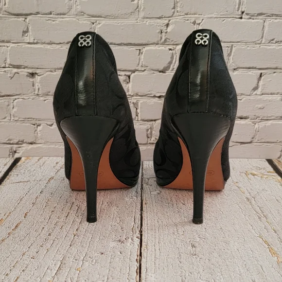 Coach "Caya" Heels - Size 7 M - Picture 4 of 9